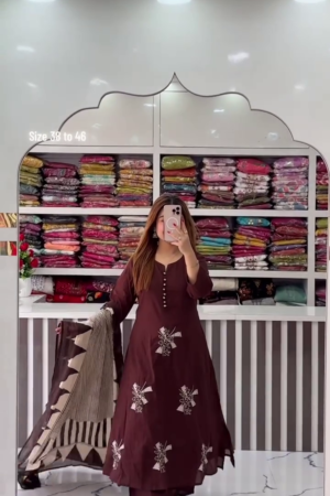 Women Kurta with Pant & Dupatta