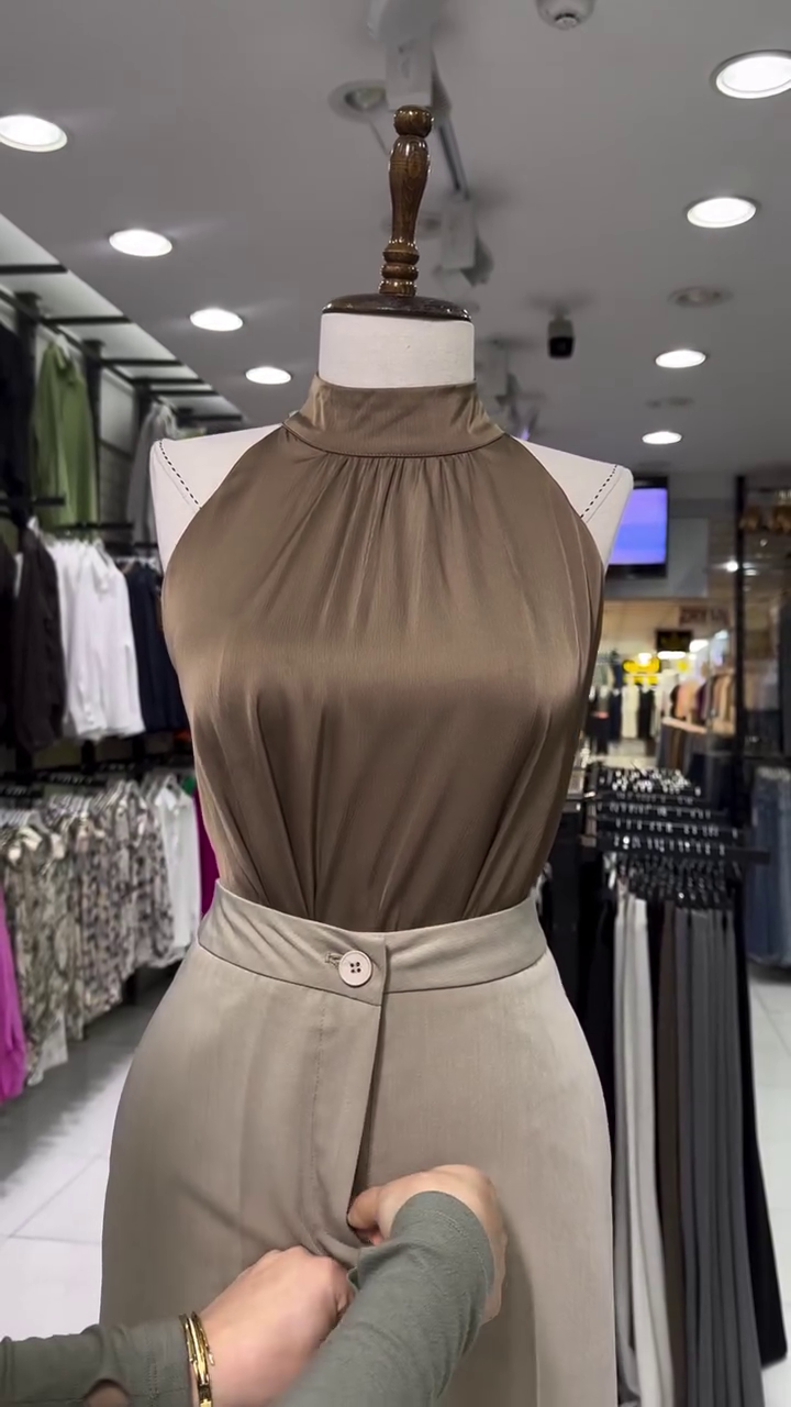 Women Smart High-Rise Easy Wash Pleated Trousers - Image 12