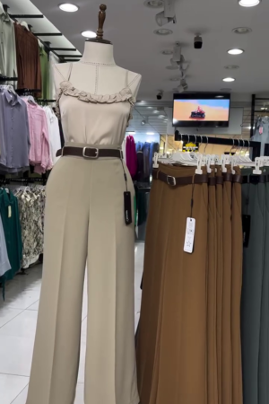 Women High-Rise Pleated Trousers